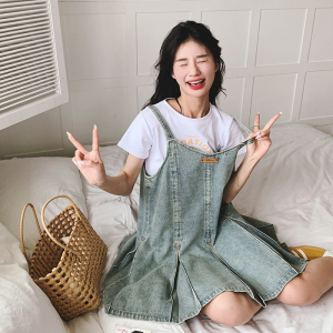 复古牛仔背带裙女2025夏季新款韩版学院风时尚洋气减龄吊带连衣裙图片