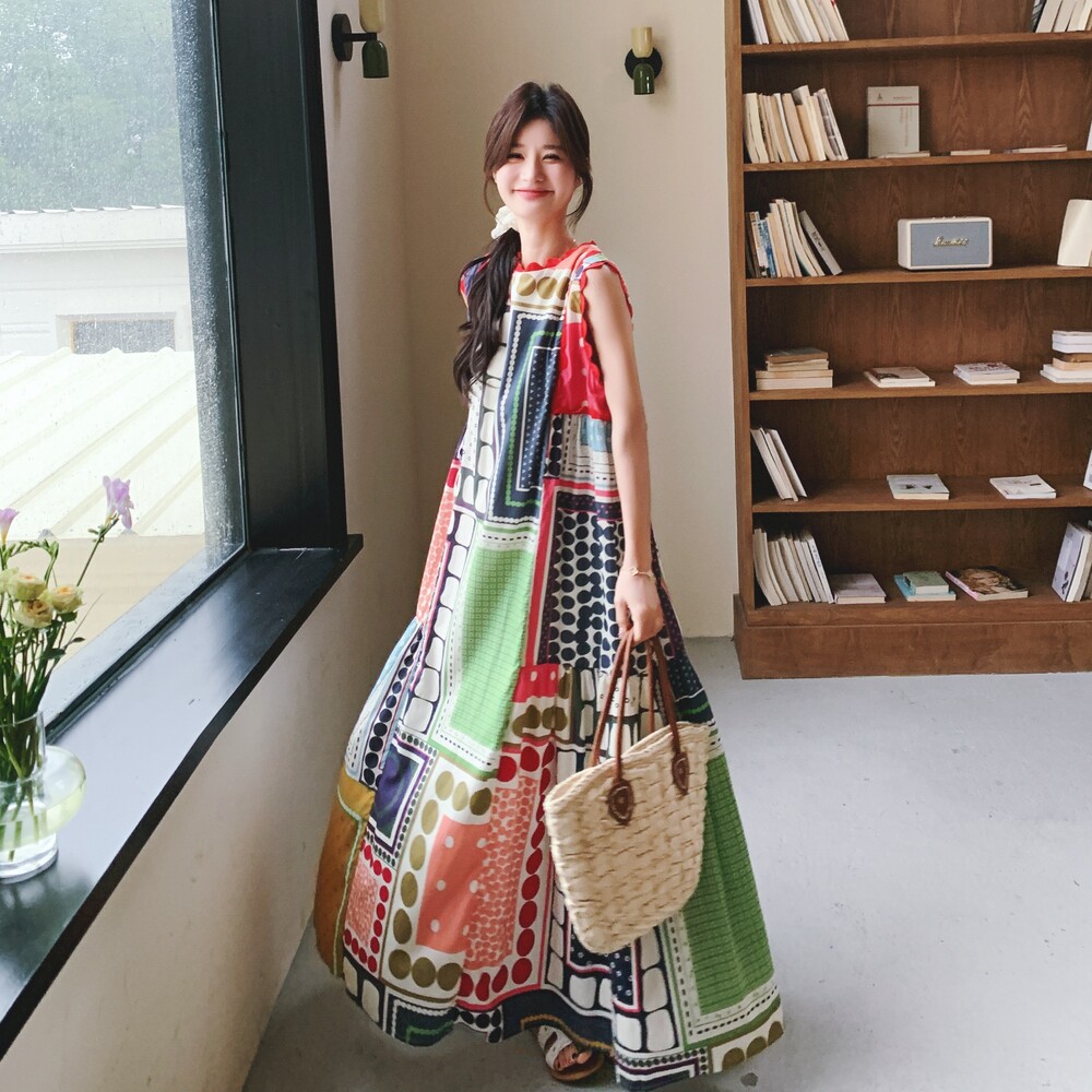 多巴胺穿搭宽松无袖背心大摆型长裙新款甜美森系连衣裙女夏设计感,女装连衣裙,2C069