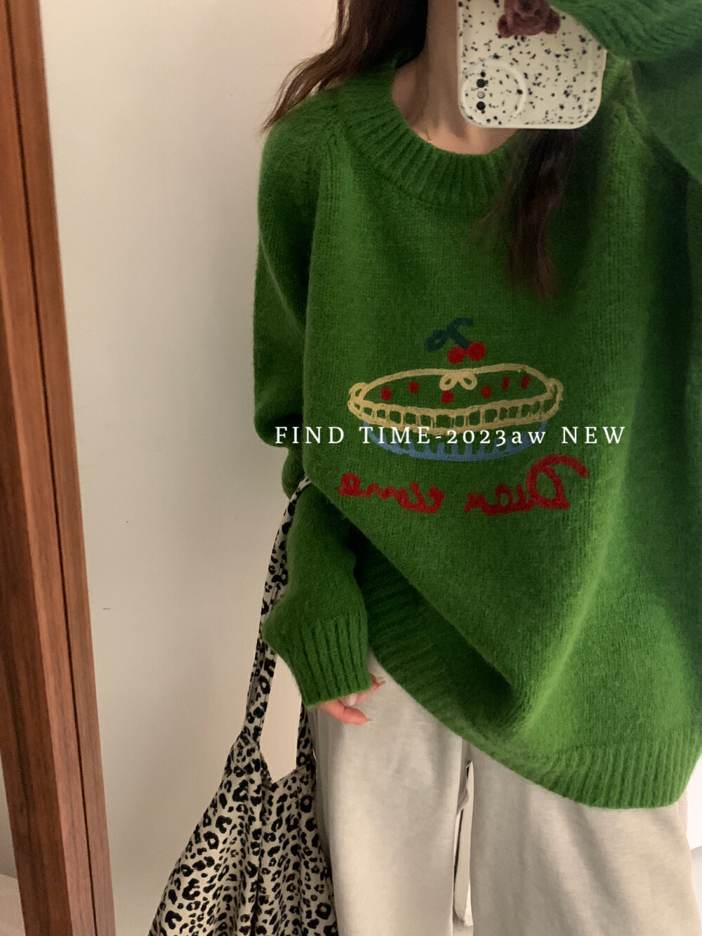 现货 TIme韩国东大门 可爱宽松蛋糕绣花套头针织衫毛衣F172