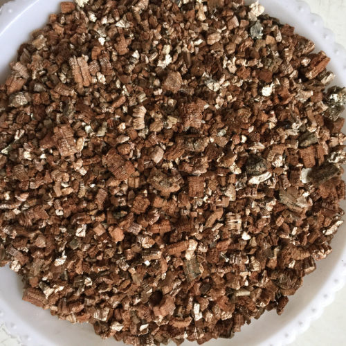育苗金黄色园艺蛭石栽培基质现货供应蛭石膨胀蛭石保温保湿