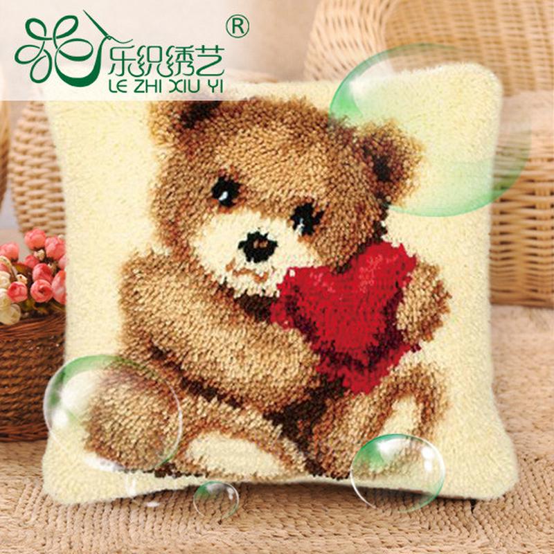抱枕diy地毯绣段段绣手钩抱枕毛线枕头沙发靠垫批发厂家材料套件