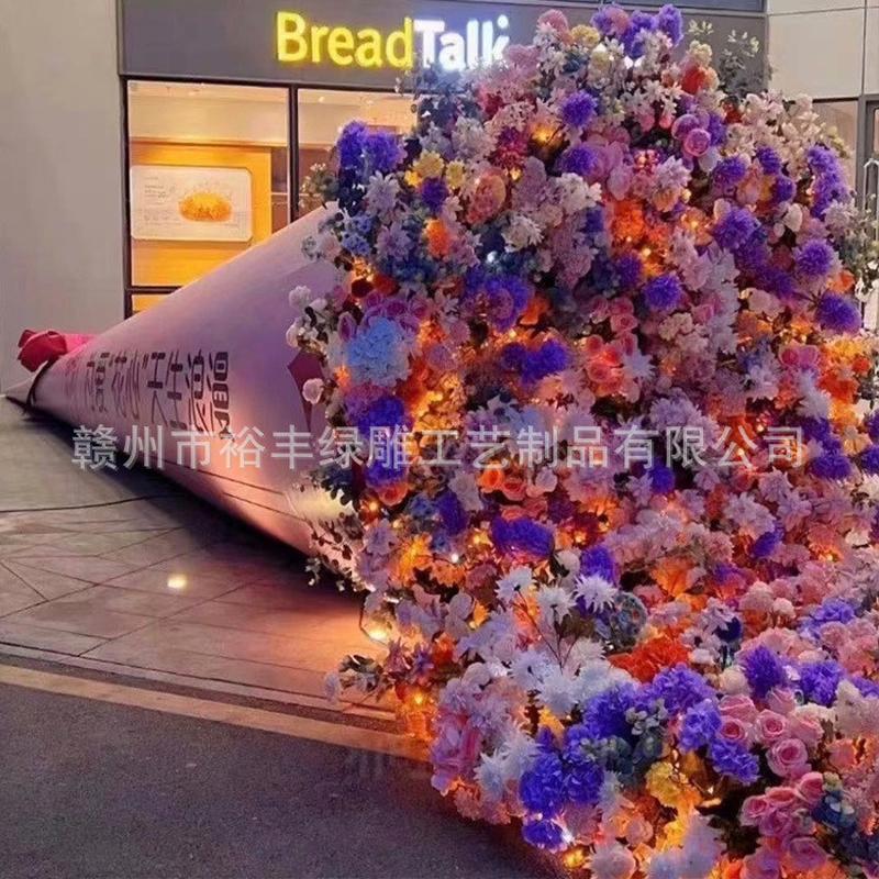 热销网红巨型玫瑰花束活动道具商场美陈装饰布置大型捧花摆件商业