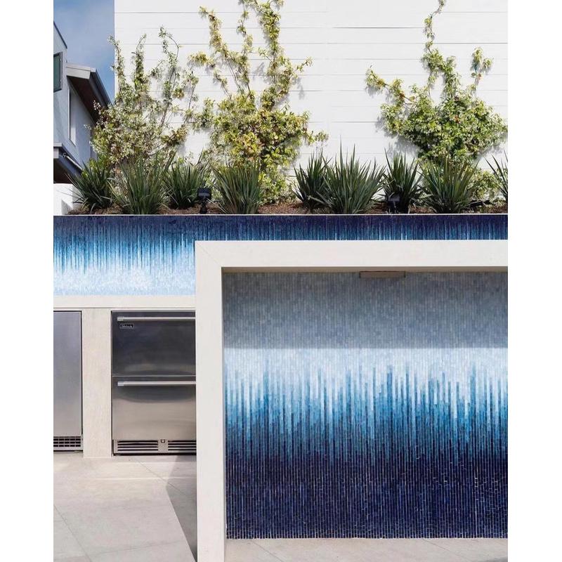 渐变马赛克彩玻渐变色玻璃长条拼图背景内墙卫生间淋雨房玻璃艺术