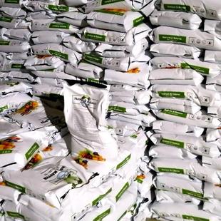 花卉通用控释肥14 14瓜果蔬菜绿植果树通用180天长效控释肥