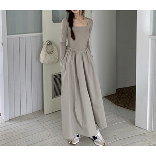 针织连衣裙女气质法式 简约方领长袖 收腰显瘦a字长裙 新款 2024秋装