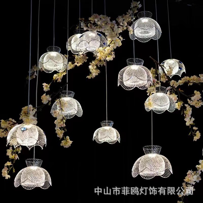 婚庆吊灯10头铁艺电镀铃兰花道具酒店舞台婚礼布置橱窗装饰灯