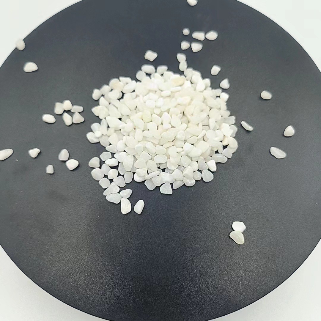 厂家直销玉石颗粒鱼缸盆栽庭院造景 公园铺路专用碎玉多色石子