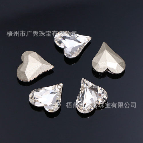 超闪华美甲钻歪心形白色镀底玻璃子爱心形13.5*12mm镶嵌饰品裸石