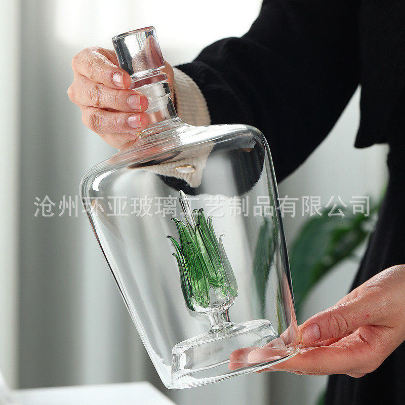 工艺酒瓶高硼硅玻璃创意芦荟泡酒瓶套装芦荟玻璃酒杯