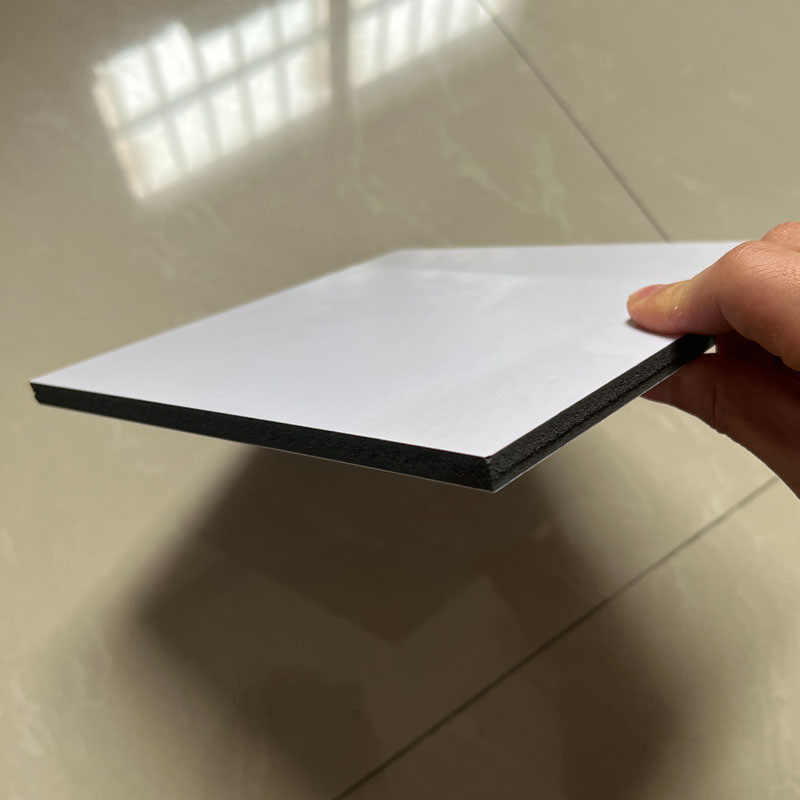 厂家批发硬板共挤发泡板pvc雪弗板木塑板家装雕刻板浴柜软硬包板