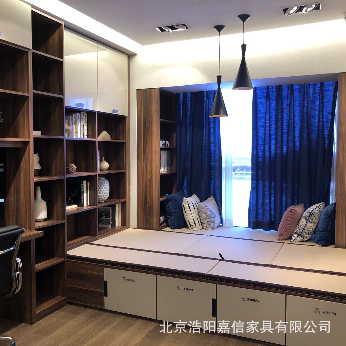 北京厂家全屋定制露水河原厂板柜体烤漆门板书桌书柜榻榻米衣柜