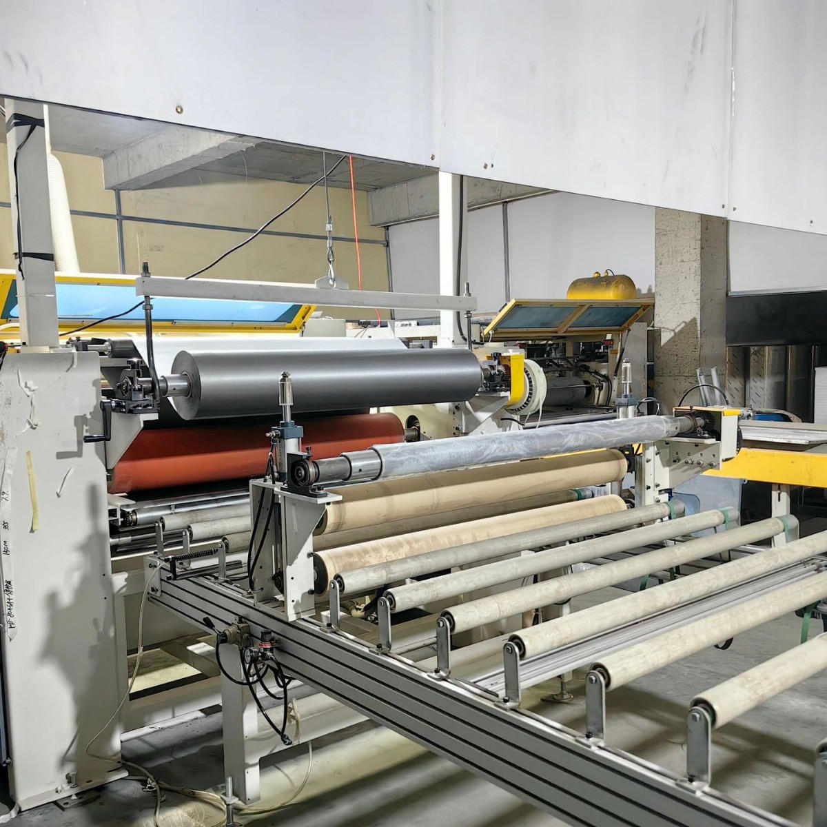 集成墙板石塑金刚护墙板防水防霉程做工可背景墙装饰厂家·直销