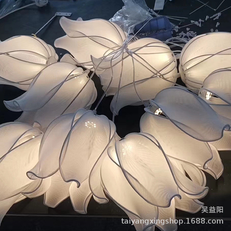 10头伞形铃兰花空中吊灯挂灯婚礼布置串联吊顶婚庆道具装饰
