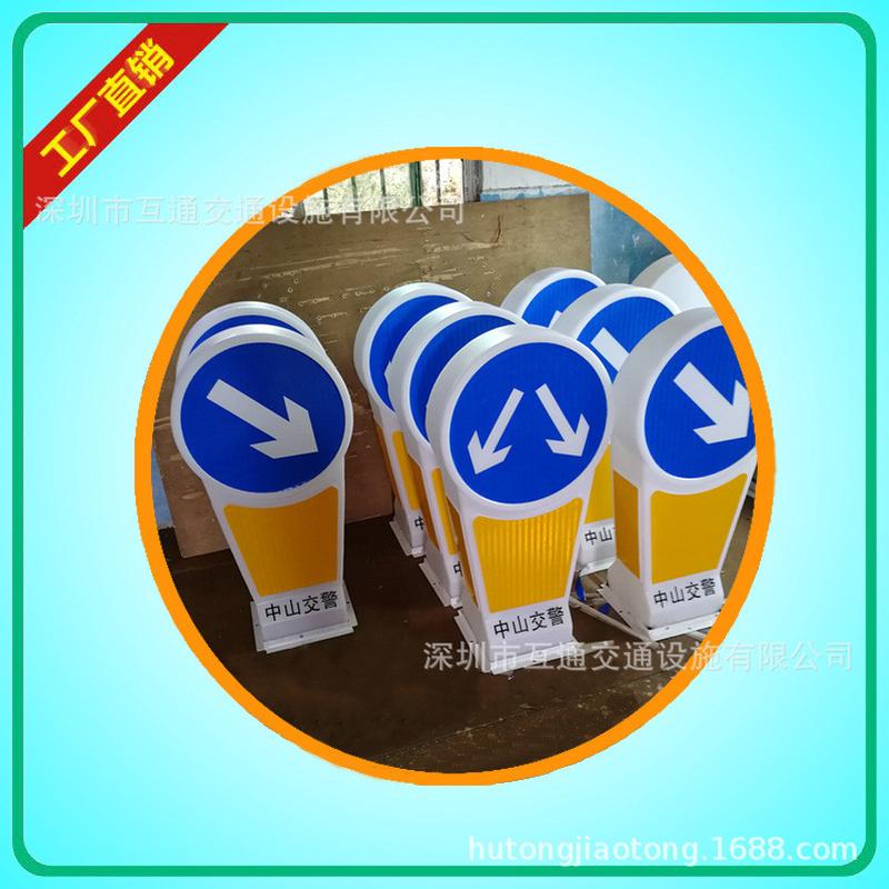 热销安全岛安全岛灯箱厂家直销行人导向分道灯箱批发