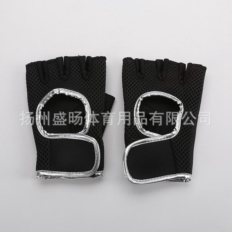热销现货举重健身手套透气护腕防滑运动哑铃半指运动手套夏季薄款
