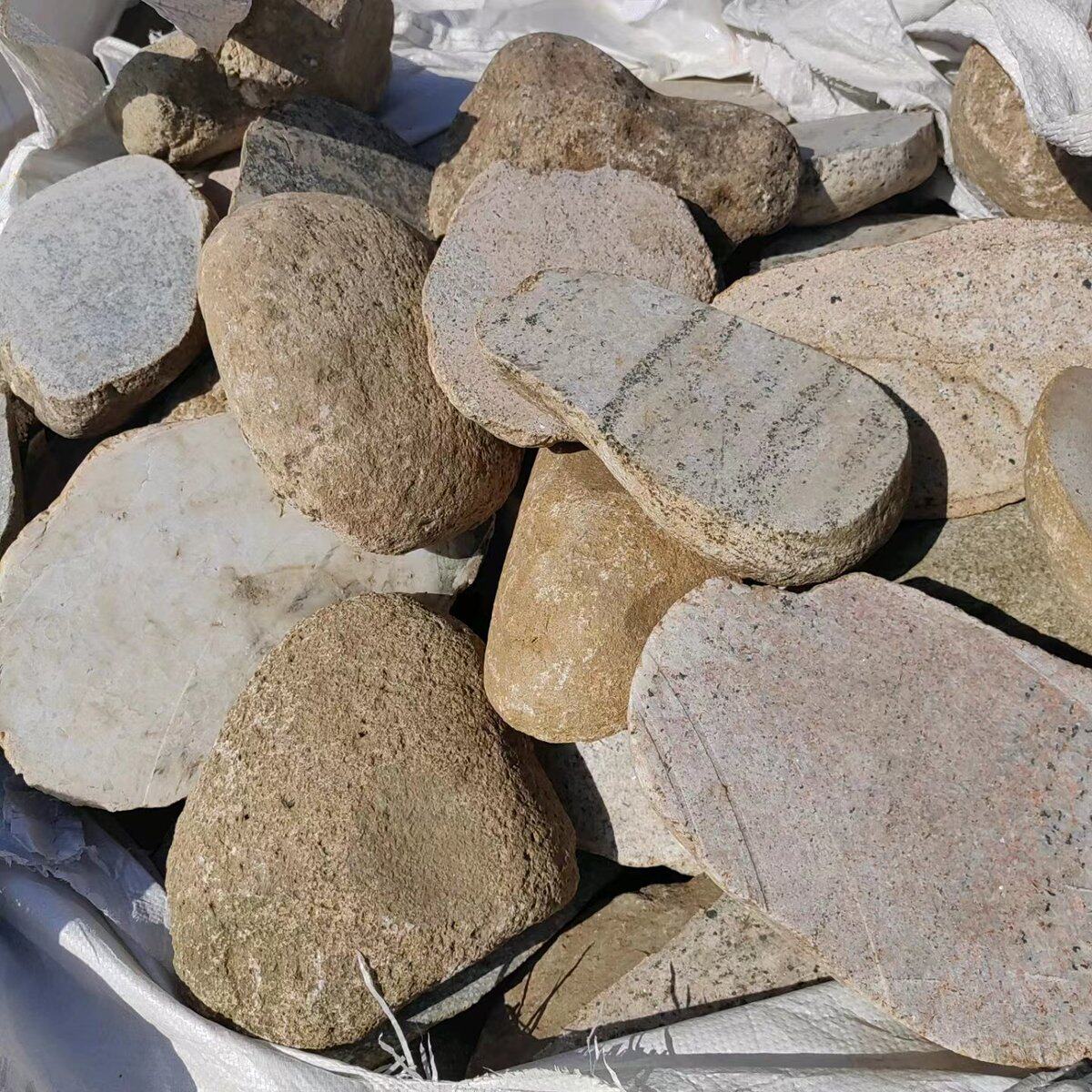 厂家脚踏切片 景区公园汀步鹅卵石石 草坪垫脚片 外墙贴片面包石