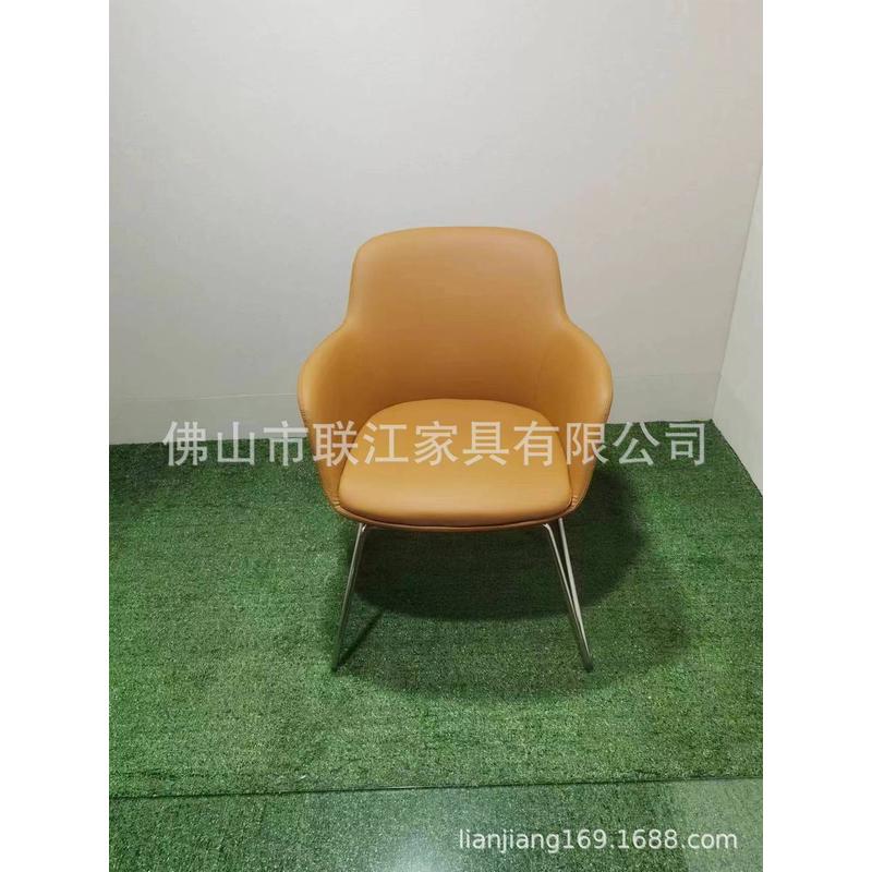 设计师意式极简真皮办公椅培训椅轻奢电脑椅网红直播转椅会议室椅