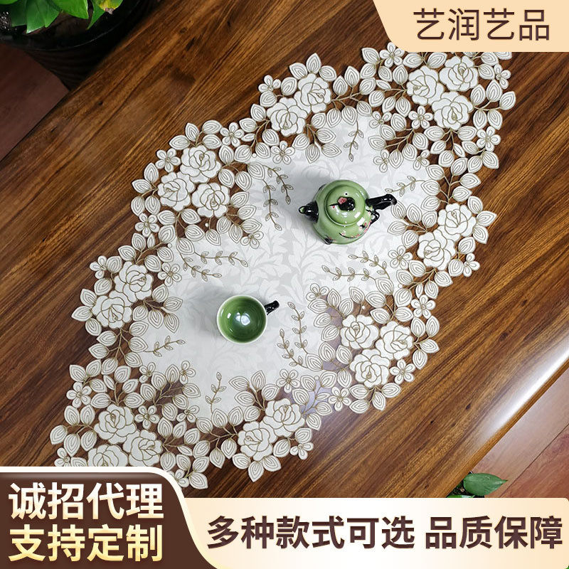 厂家批发小花桌旗50x95cm布艺巾桌布茶几绣花桌旗桌垫镂空盖巾餐