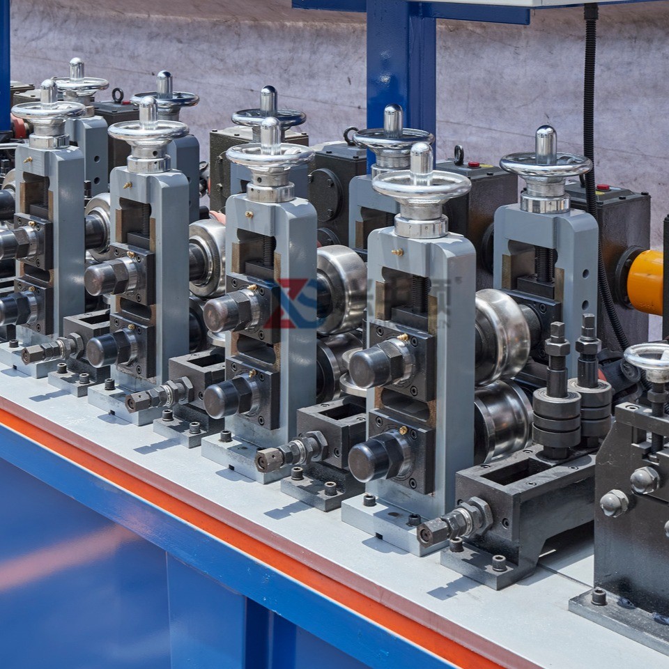 不锈钢制管机焊管机械制管方管不锈钢圆机械高频焊管机械厂家直供