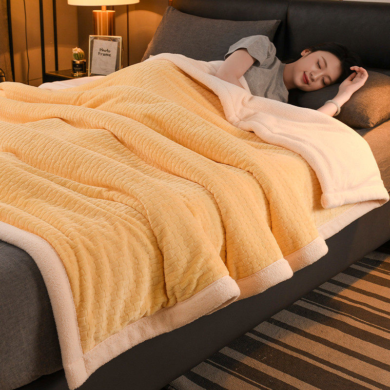 冬季毛毯被子加厚三层夹棉盖毯沙发法兰绒珊瑚午睡毯办公室小毯子