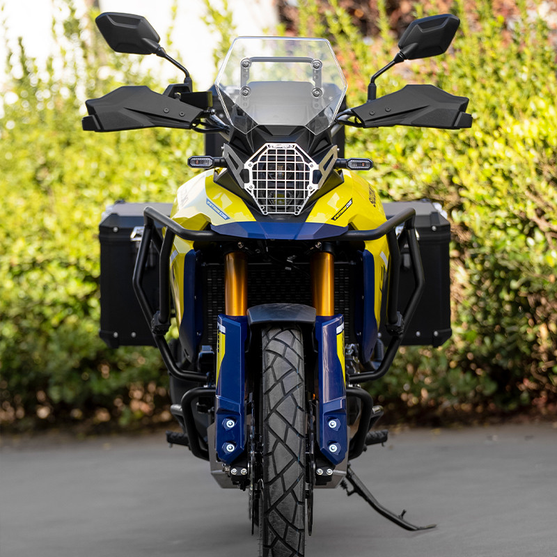 适用铃木-三箱边箱尾箱护杠改装件铝合金不锈钢