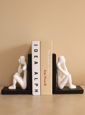 新品北欧人物书挡摆件酒柜样板房装饰家居书房树脂书立书挡
