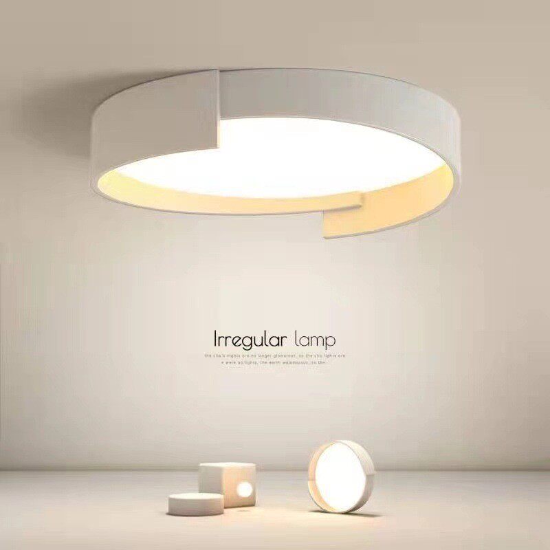 房间灯吸顶灯led北欧创意现代简约书房主卧温馨圆形护眼儿童灯具