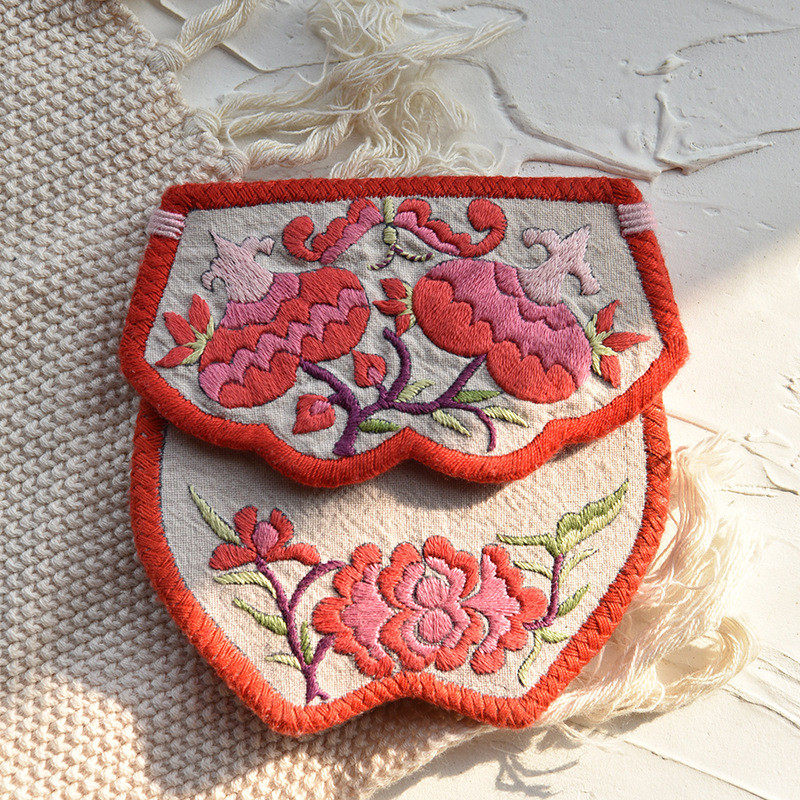 清代石榴荷包中国古法传统民族民间手工diy刺绣材料包绣花套件