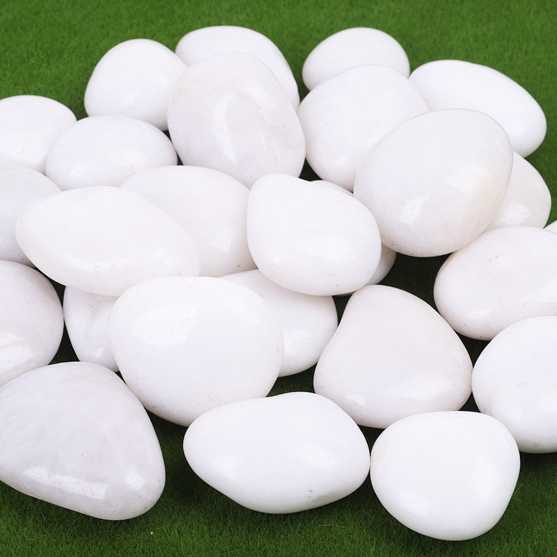 白色抛光鹅卵石园林景观高光厂家工程铺路鱼缸造景石头雨花石