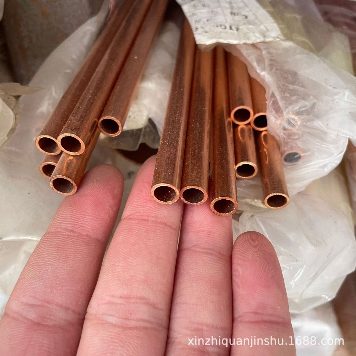 红铜空调制冷批发零售管管道空调铜管弯头规格齐全一米起发