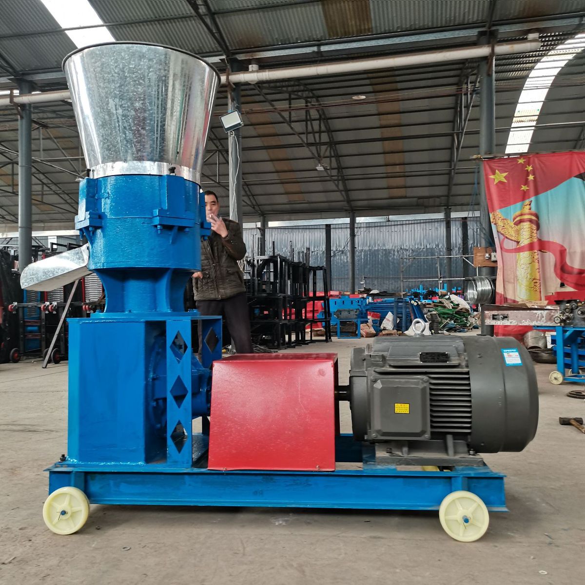 饲料颗粒机玉米鸡鸭猪兔颗粒机家用秸杆牛羊饲料颗粒机