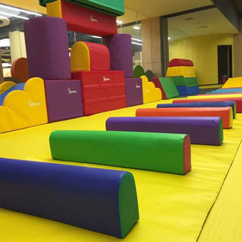 幼儿园儿童体适能教具跑跳障碍攀爬跑酷赛事训练器材跳跳防碍组合