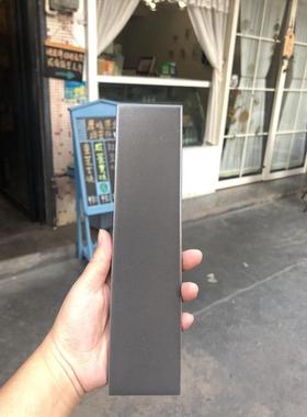 71tx洗手间绿色砖老款平面修补维修墙砖白色条砖6x24瓷砖小白砖掉