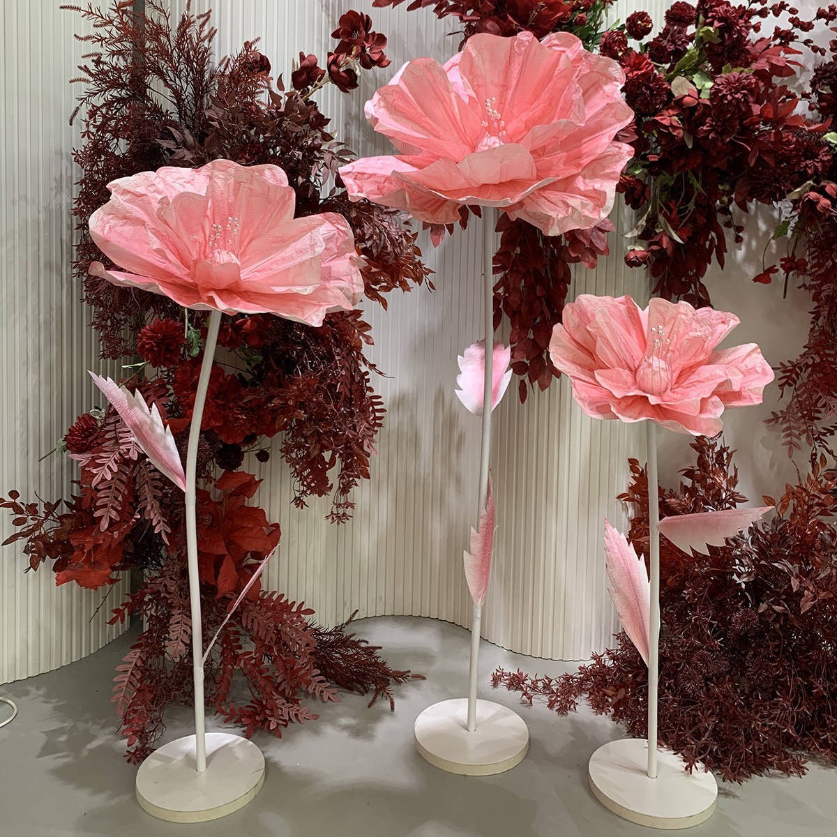 新款婚庆路引成品彩绘户外婚礼布置橱窗艺花手工纸道具装饰纸花