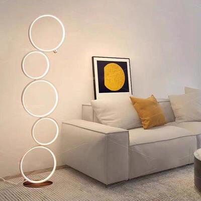 北欧客厅沙发落地灯现代简约卧室书房装饰创意五环落地灯批发