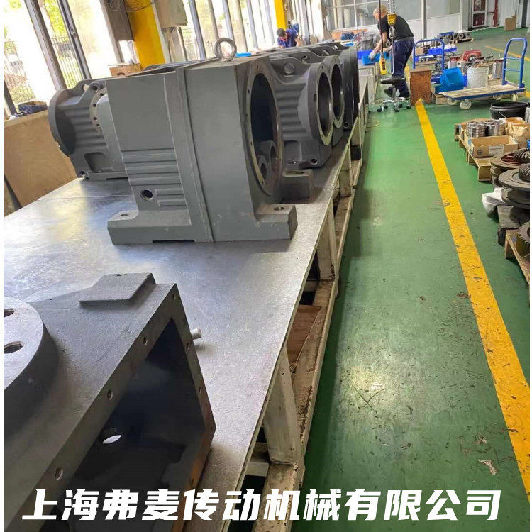 热销sa47-y0.37-na6.5m1转向器齿轮nrv110-40摆线减速机