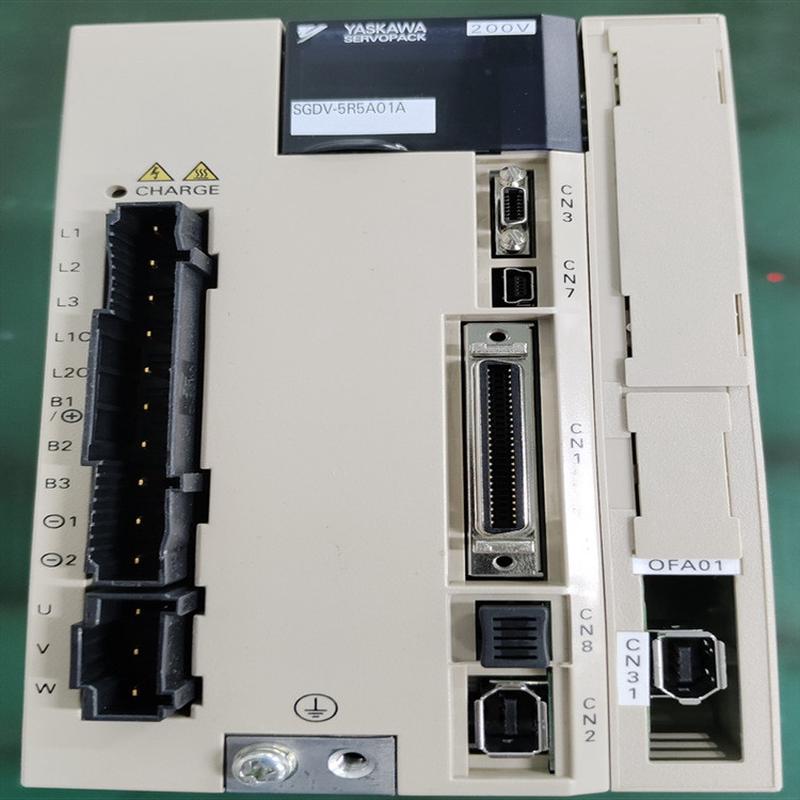 SGDV-5R5A01A安川伺服驱动器SGDV-2R8A01ASGDB-60ADMSGDB-50ADM