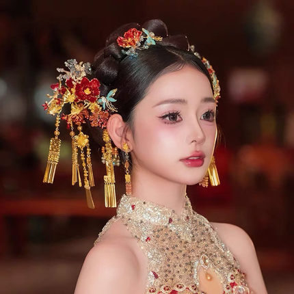 2025新款中式新娘头饰古装秀禾服结婚凤冠红色流苏简约大气饰品