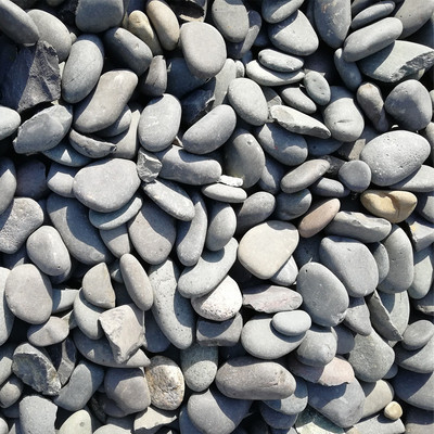 黑色鹅卵石黑道路石子园林雨花石用石子黑色铺路石头河滩石水洗石