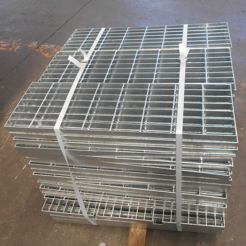 热销河北标博厂家供应钢梯成品踏步板排水沟网格板踏步板热镀锌钢,基础建材,排水沟槽/盖板,淘宝优惠券,粉丝福利购,淘宝优惠卷