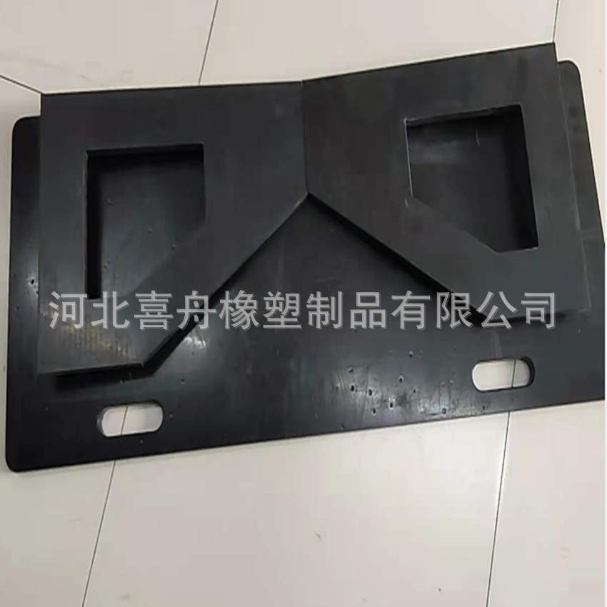 生产足球训练反弹板足球训练器材回弹板可调节折叠