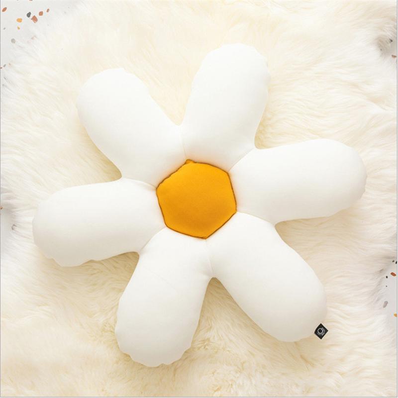 北欧太阳创意抱枕六瓣花样板房简约居家客厅装饰沙发拍摄道具靠垫