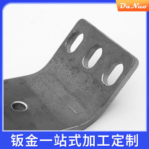 热销导轨内电缆厂家d7热轧板五金件加工精密钣金钣金件数控冲床