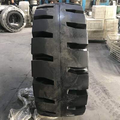 装载机铲车20.5/70-1616/70-20-2417.5/23.5-25L-5实心轮胎