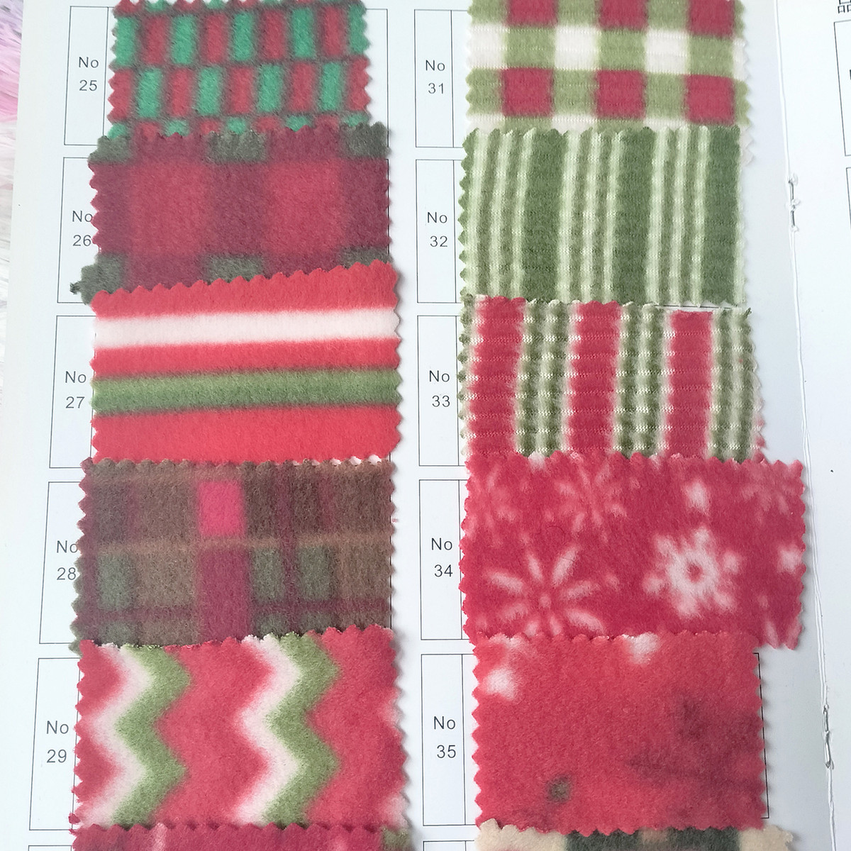 条纹印花面料布料2024年新款摇粒绒微弹柔软毛面料坚摇粒绒毛绒布