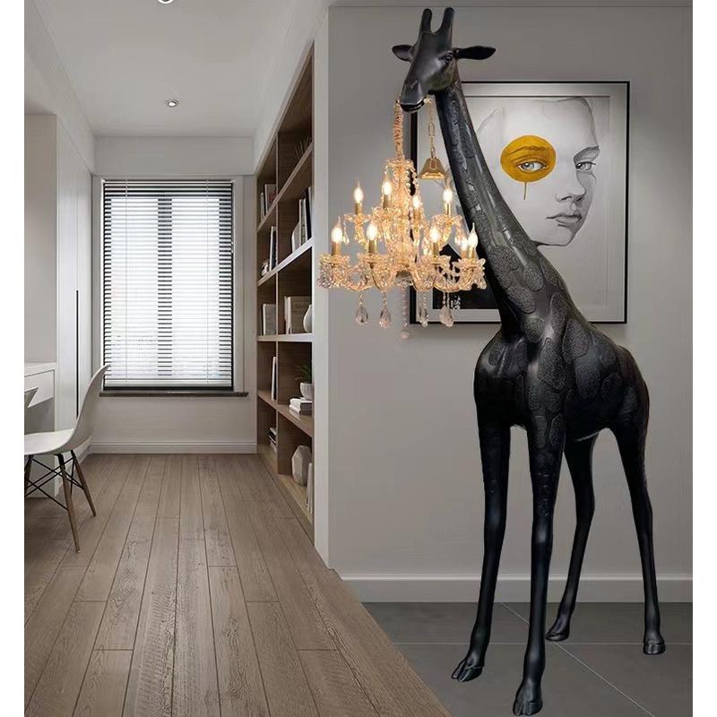 长颈鹿个性创意落地灯玻璃钢雕塑现代简约轻奢高档装饰灯具摆件