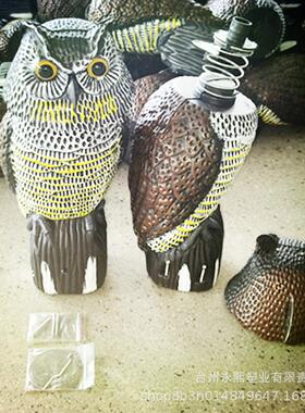 仿真猫头鹰摆件影控发声360度转动摇头猫园林庭院发声驱