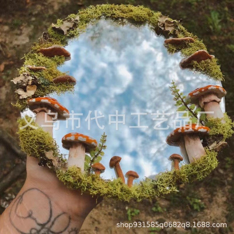 花园庭院镜子森林气息镜子摆件设计家居蘑菇苔藓花环自然装饰