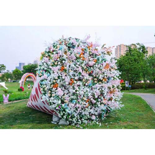 巨型美陈花束仿真大玫瑰装饰景区打卡拍照网红活动道具纸艺花朵造