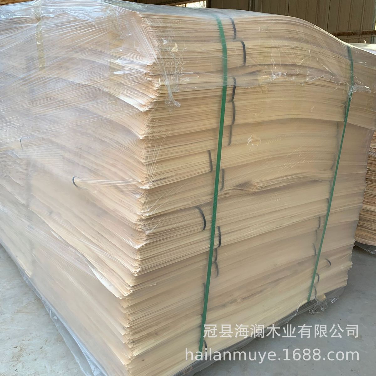 杨木板皮加工指甲锉优质的板皮加工杨木质地细腻性稳纤维结构